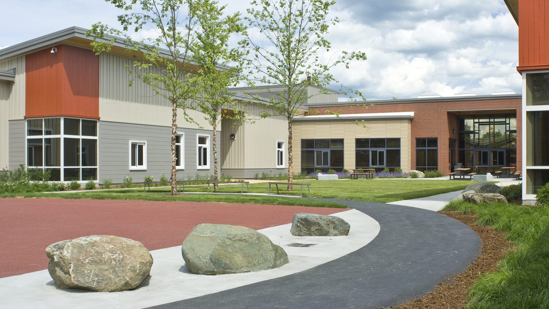 Vermont-Psychiatric-1-Activity-Yard