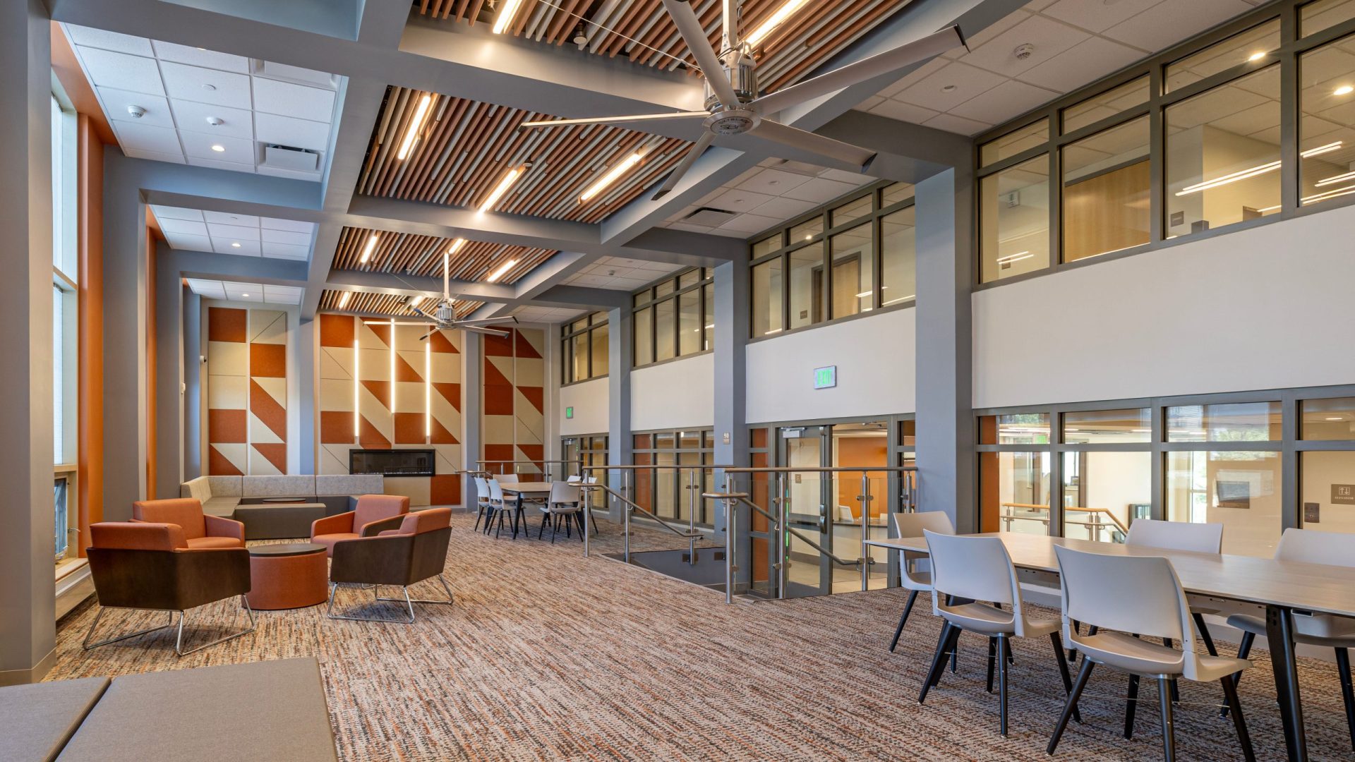 Int Page SUNY NP Mohonk Lounge